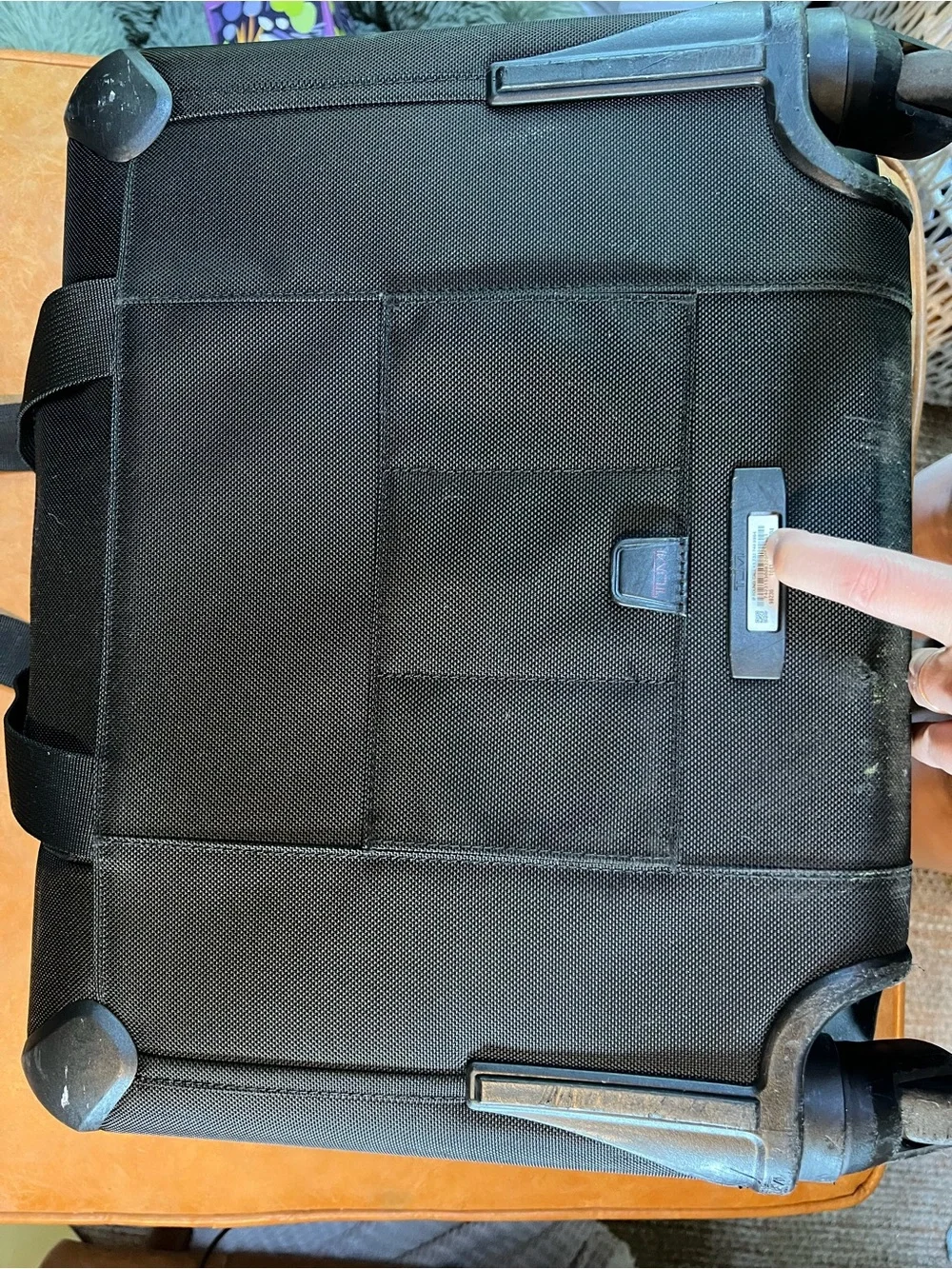 Tumi Black Travel Spinner Briefcase/Small Carry-on Suitcase with Front Pockets